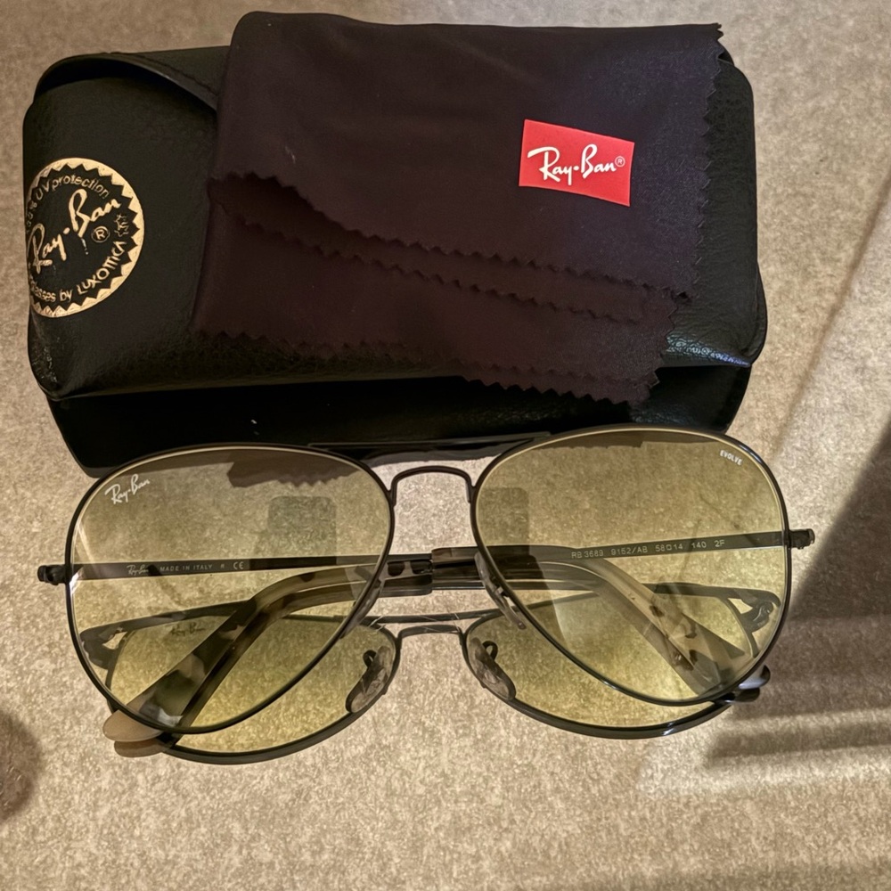Ray-Ban Evolve Black and Yellow Aviators